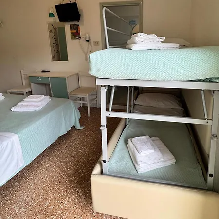 Urania Nuova Gestione ホテル