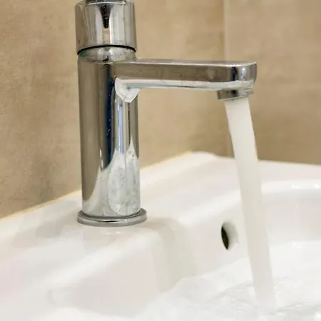 Apartman Near Bounty - Ac Private Parking, Wi-fi And Terrace *