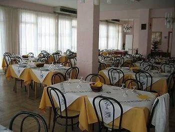 Отель Playa Римини