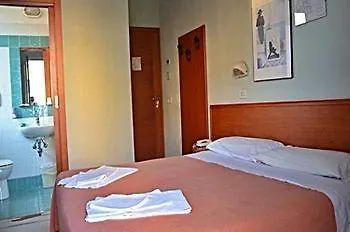 Blue Moon Otel 3*