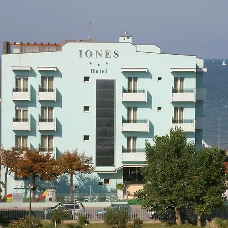 Iones Hotel