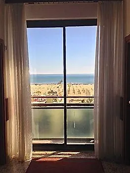 Carlton Rimini