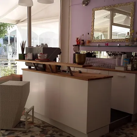 Hotel Nives 3*