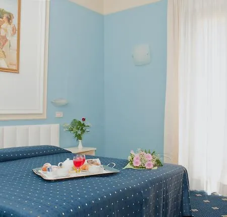 Hotel Augustus 3*