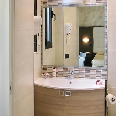 Hotel Luigia 3*