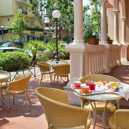 Luigia Hotel 3*