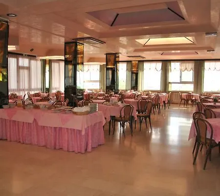 Hotel Carlton