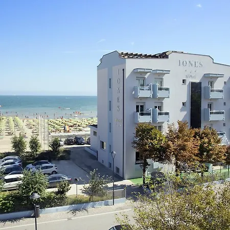 Iones 3* Rimini