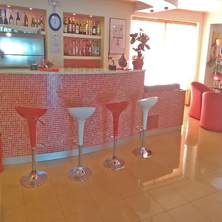 Bahama Hotel