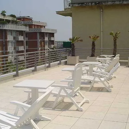 فندق Club Meeting ريميني