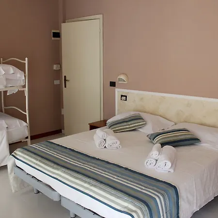 Hotel Hotel Mon Reve 3*
