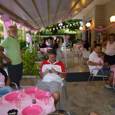 Hotell Podgora