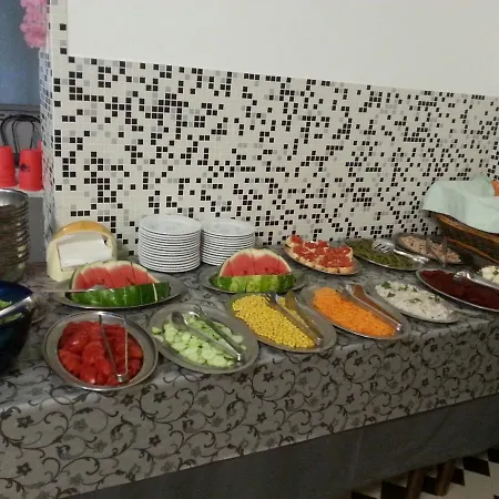 Hotell Podgora 3*