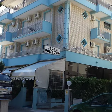Hotell Podgora 3*