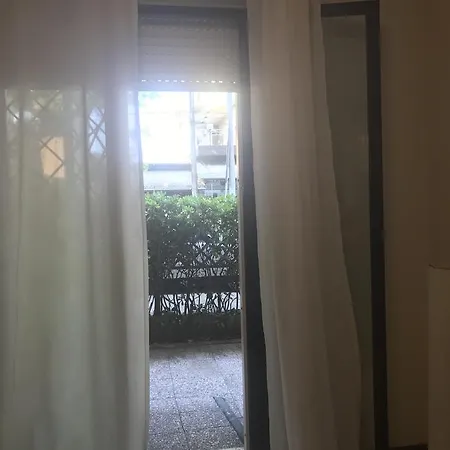 Appartamento Regina Elena 54 *