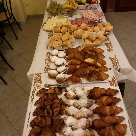 Andrea's