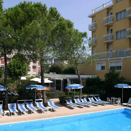 Hotel Bahama 3*