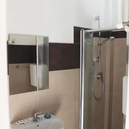 Fellini Hotell 3*