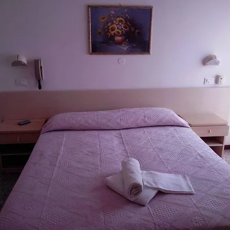 Hotel Nives 3*