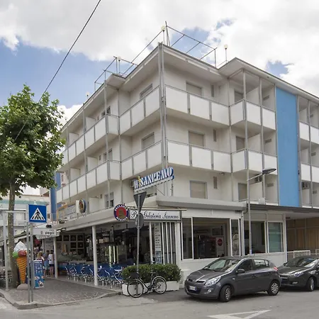 Hotel Sanremo 3*