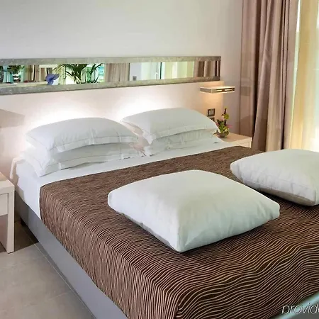 Mercure Artis