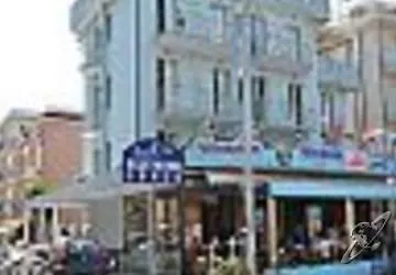 Blue Moon Otel 3*