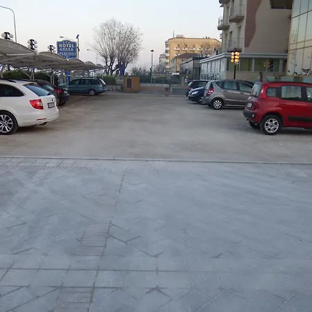 دبلومات بالاس فندق