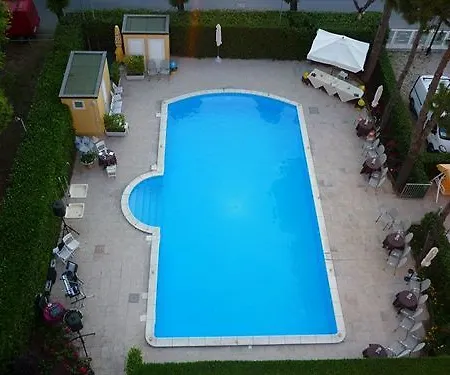 Bahama 3*