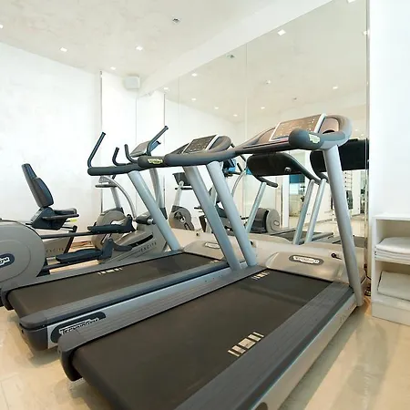 Mercure Artis Hotel 4*