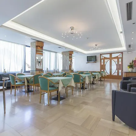 Metropole Hotell 3*