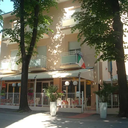 Hotel Amalfi 2*