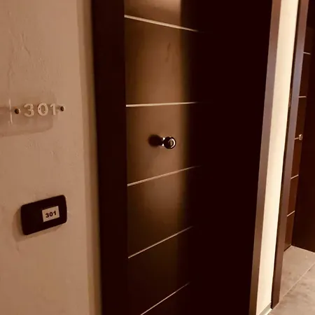 Domus Aparthotel