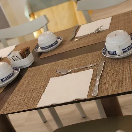 Mauri Hotell 3*