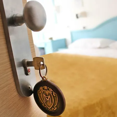 Mauri Hotell 3*