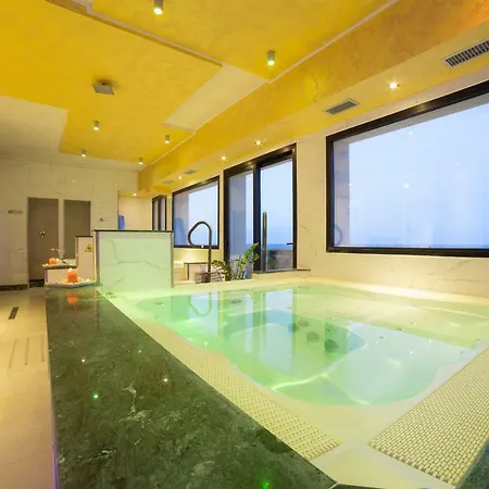 دبلومات بالاس 4*