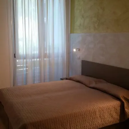 Aparthotel Stella Polare 3*