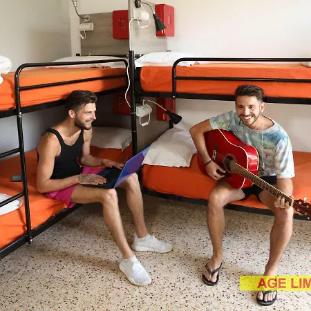 Jammin' & Bar Hostel Rimini