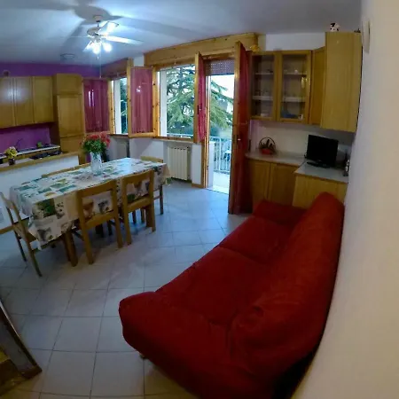 Casa Vacanze Musiani Apartment *