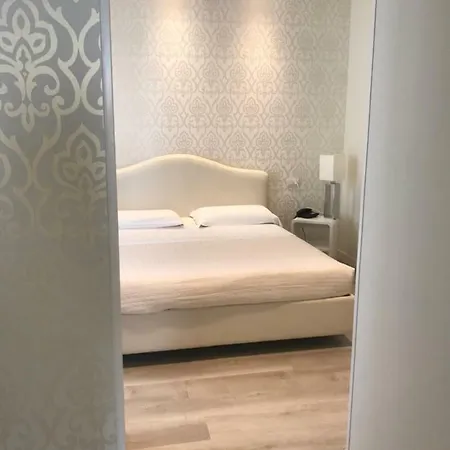 Aristeo Hotel 3*