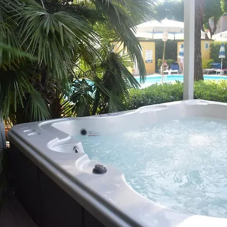 Bahama Hotel Rimini